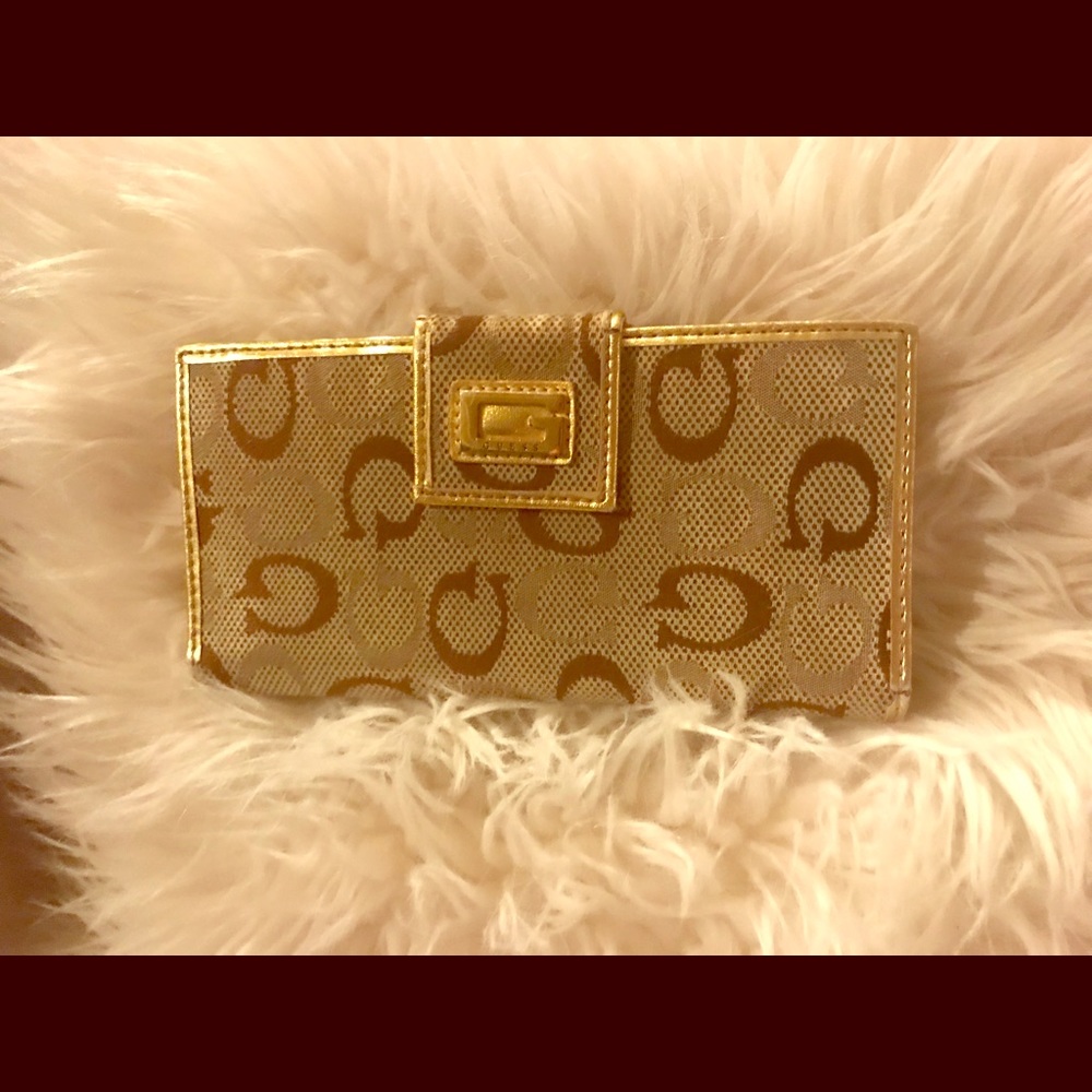 Guess Wallet